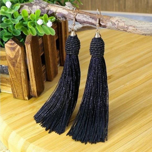 New tassel drop earrings - Picture 4 of 6